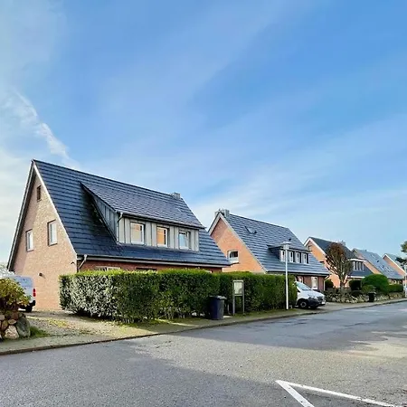 Gemutlich Eingerichtete Ferienwohnung Fur 2 Personen Im Suden Von * Westerland